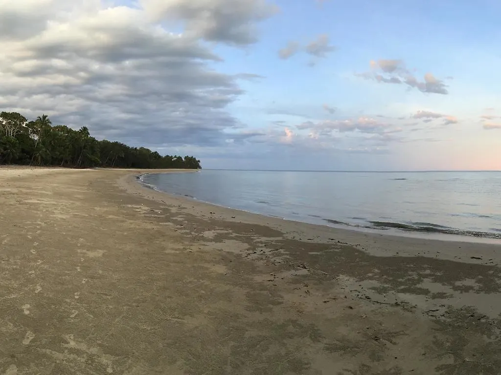 Coconut Beach House Holiday home Cape Tribulation